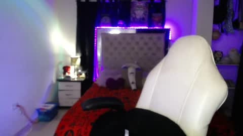 Snapshot of lilith__murphy chatting on 04.08.26 Lilith online show from 04.08.26