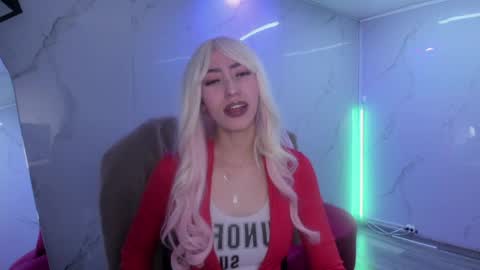 lilith cooper20 online show from 04.01.26