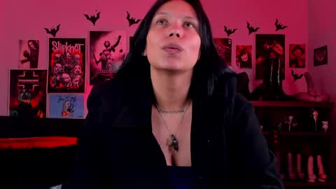 Snapshot of lilith_deveraux_ chatting on 04.28.26 MISTRESS LILITH online show from 04.28.26