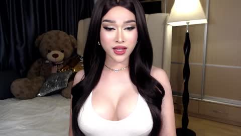 Snapshot of lilith_mazikeen69 chatting on 01.17.25 QUEEN LILITH BORBON online show from 01.17.25