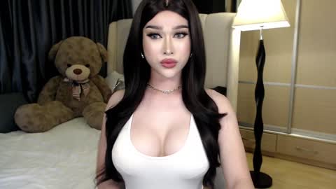 Snapshot of lilith_mazikeen69 chatting on 02.01.25 QUEEN LILITH BORBON online show from 02.01.25