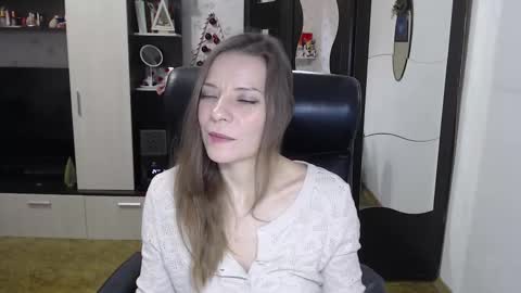 lilith small21 online show from 01.11.26