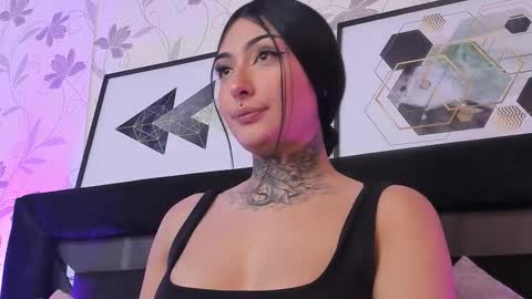 Snapshot of lilith_thompson chatting on 09.12.25 lilith_thompson online show from 09.12.25