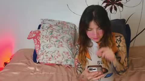    online show from 08.04.26