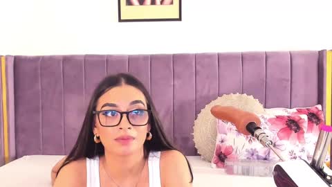 Lily online show from 03.08.25