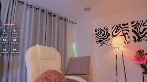 Lili  online show from 01.27.25