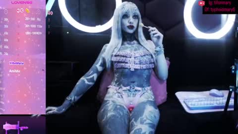 Snapshot of lilithlevis chatting on 09.20.25 Tifon Mary - Indepent model online show from 09.20.25