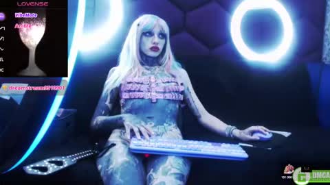 Snapshot of lilithlevis chatting on 03.06.26 Tifon Mary - Indepent model online show from 03.06.26