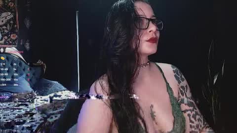 Snapshot of lilithmystic01 chatting on 04.20.26 lilithmystic01 online show from 04.20.26
