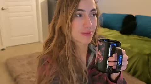 Snapshot of lilithoftrees chatting on 02.20.25 L online show from 02.20.25