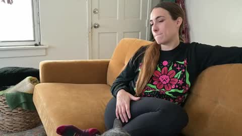 Snapshot of lilithoftrees chatting on 10.28.25 L online show from 10.28.25