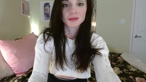 Lillian Rose online show from 02.26.25