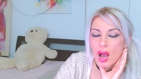 Snapshot of lillianasara chatting on 02.03.26 Lara online show from 02.03.26