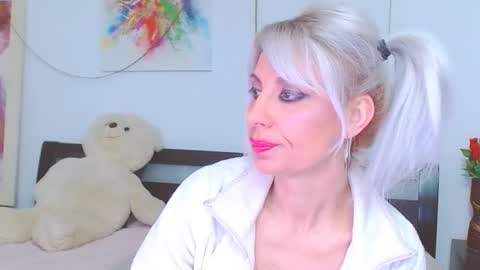 Snapshot of lillianasara chatting on 02.04.26 Lara online show from 02.04.26