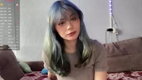 Snapshot of lillianhusk chatting on 04.21.26 Amelia online show from 04.21.26