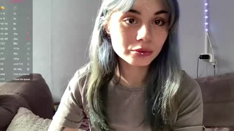 Snapshot of lillianhusk chatting on 04.25.26 Amelia online show from 04.25.26