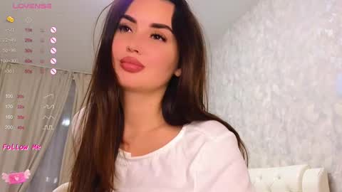 Snapshot of lilliasweety chatting on 02.17.25 Lara Angel online show from 02.17.25