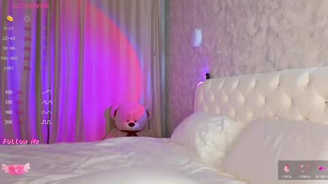 Snapshot of lilliasweety chatting on 03.12.25 Lara Angel online show from 03.12.25