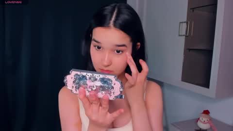 Celina Lillie online show from 04.18.26