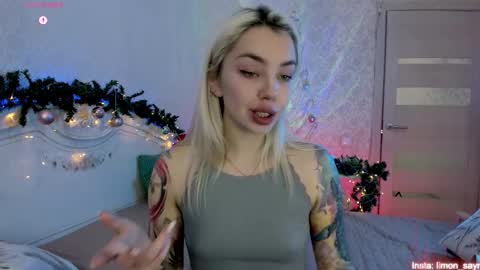 LilliMoore online show from 12.14.25