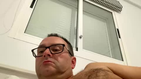 lills16 online show from 09.25.25