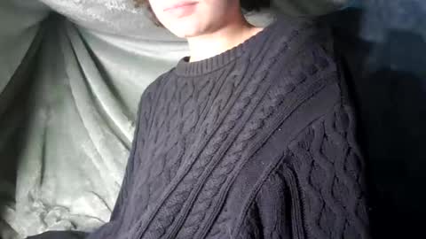 Snapshot of lilly49547 chatting on 12.12.24 Lilly online show from 12.12.24