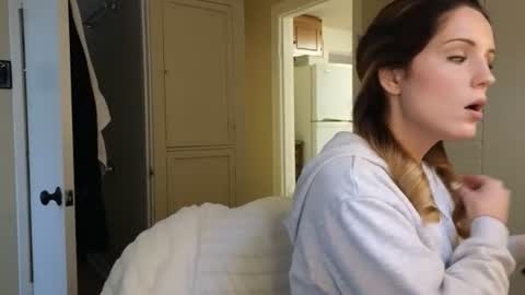 lilly_adams88 online show from 06.12.26