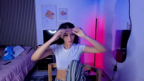 Snapshot of lilly_dollss chatting on 02.09.25 Sofia online show from 02.09.25
