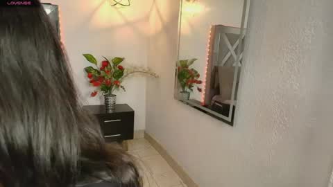 Snapshot of lilly_foxxy chatting on 06.22.26 online show from 06.22.26