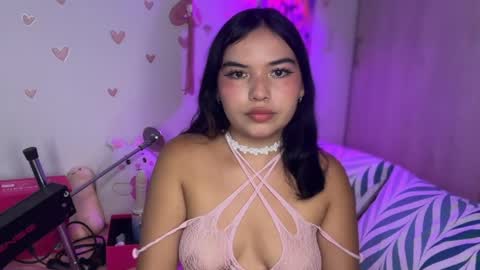 Snapshot of lilly_kinky chatting on 04.25.26 Lilly online show from 04.25.26