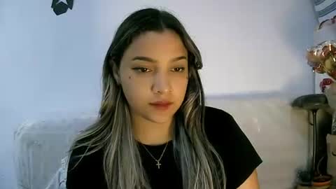 Snapshot of lilly_ocean22 chatting on 04.30.26 Sey - Lilly online show from 04.30.26