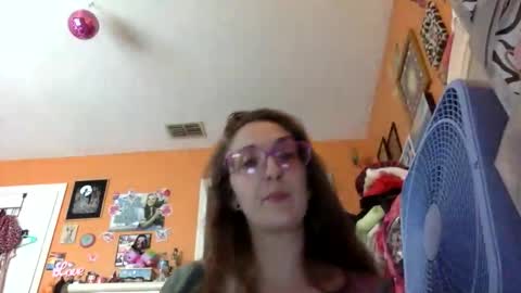 Snapshot of lillylushabae chatting on 04.29.26 hi guys im back on here 3 online show from 04.29.26