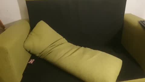 Snapshot of lillysissi chatting on 01.13.25 Lilli Sissy SlutCat online show from 01.13.25