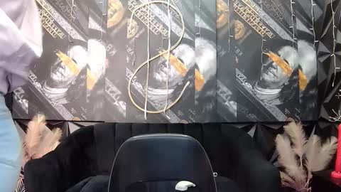 Snapshot of lilmissbaddiexxx chatting on 11.14.25 lilmissbaddiexxx online show from 11.14.25