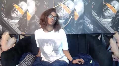Snapshot of lilmissbaddiexxx chatting on 11.20.25 lilmissbaddiexxx online show from 11.20.25