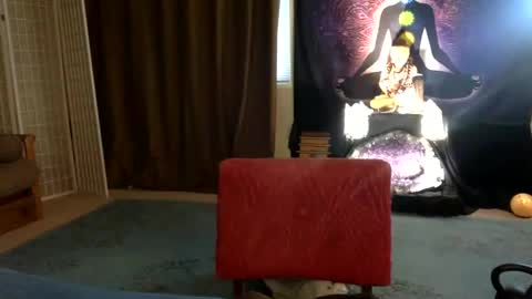 Snapshot of lilmissspanks chatting on 02.13.25 LilMissSpanks online show from 02.13.25