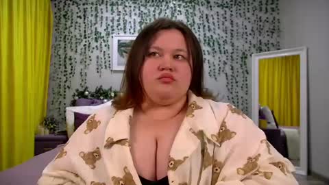 Snapshot of lilolewins chatting on 12.29.24 LiloLewins online show from 12.29.24