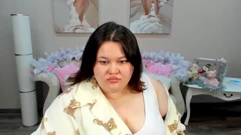 Snapshot of lilolewins chatting on 01.08.25 LiloLewins online show from 01.08.25