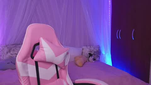 Lilou online show from 05.14.26