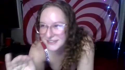 Snapshot of lilpies chatting on 03.10.25 LilPies  online show from 03.10.25