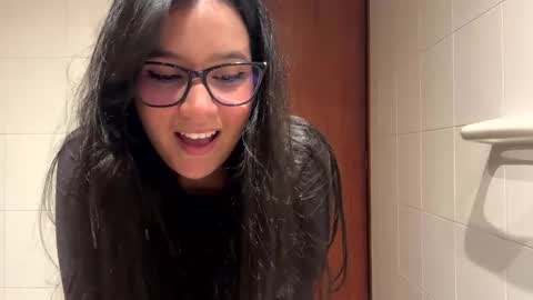 Snapshot of lilprincessxoxo_ chatting on 01.24.25 lilprincessxoxo_ online show from 01.24.25