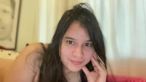 Snapshot of lilprincessxoxo_ chatting on 12.19.25 lilprincessxoxo_ online show from 12.19.25