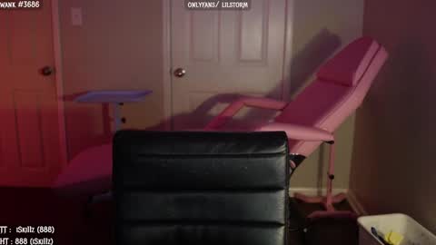 Snapshot of lilst0rm chatting on 02.15.25 lil or red online show from 02.15.25