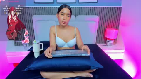 Snapshot of lily__star chatting on 09.29.25 lily online show from 09.29.25