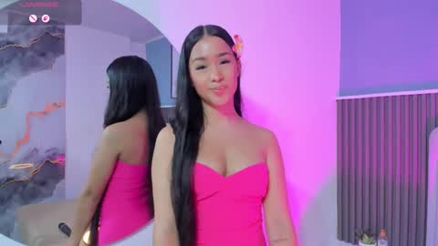 Snapshot of lily__star chatting on 10.17.25 lily online show from 10.17.25
