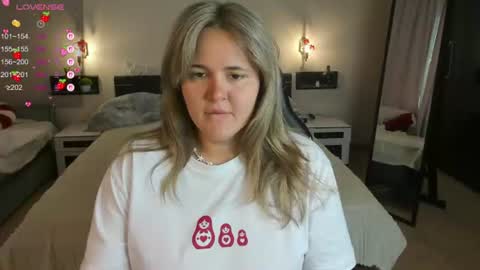 Lily online show from 07.16.26