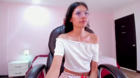 lily_bloom__ online show from 07.28.26