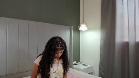 lily_cherry0 online show from 03.08.25