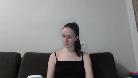 lily_love_x online show from 05.01.26