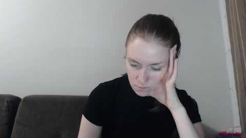 lily_love_x online show from 05.04.26
